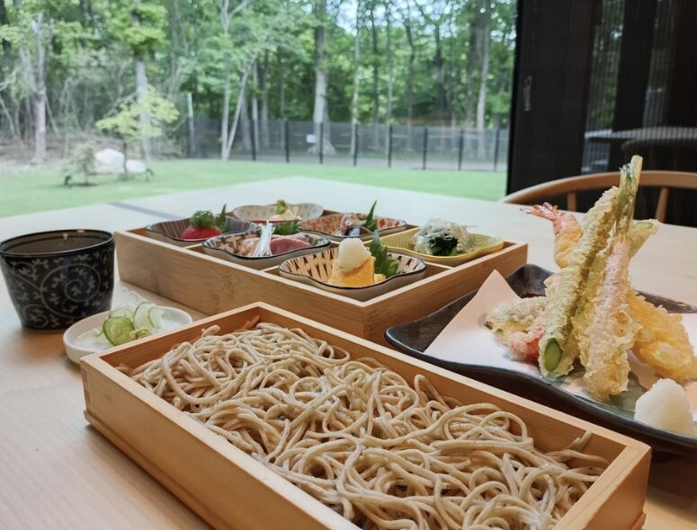 丹凜の蕎麦と天ぷら